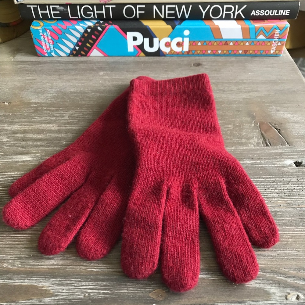 Like 🆕 Portolano Red Gloves